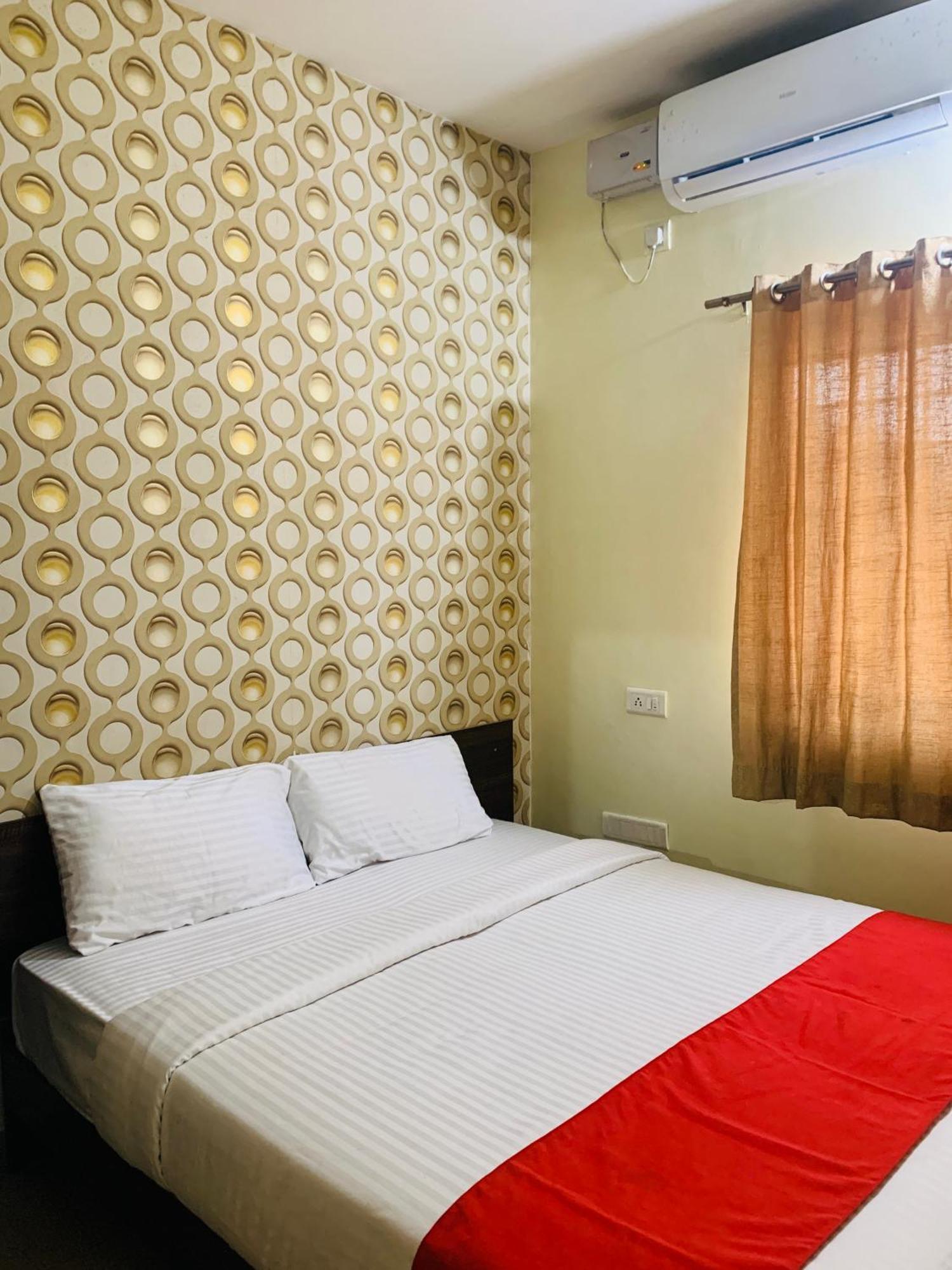 Western Silicon Hotel Kammasandra المظهر الخارجي الصورة