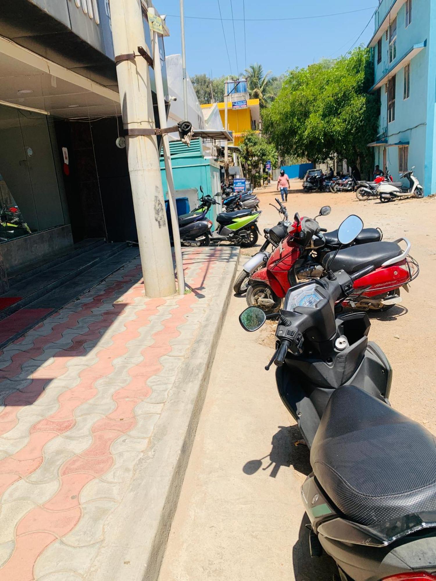 Western Silicon Hotel Kammasandra المظهر الخارجي الصورة